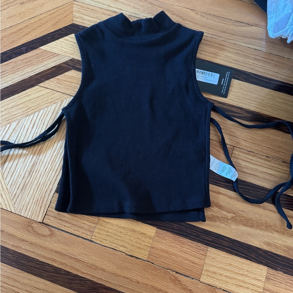 PrettyLittleThing Black Ribbed Tank Top